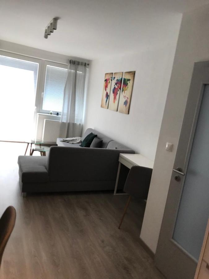 Modern Apartmens Private Parking * Samorin